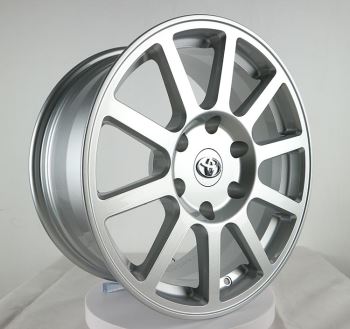 Niestandardowe srebrne koła 18 1-PC do kół terenowych Toyota Runner